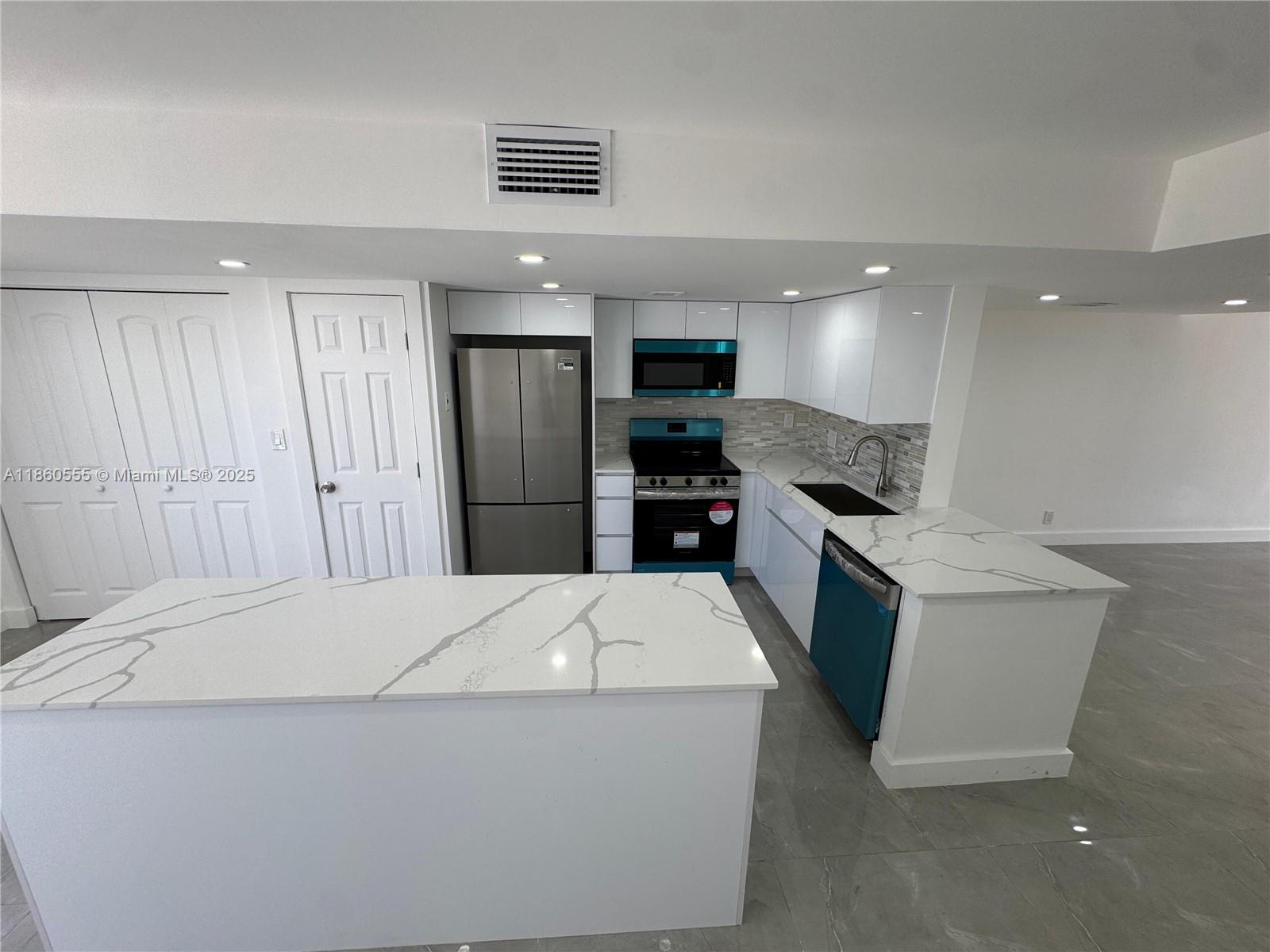 2318 NE 7th St # 34, Hallandale Beach FL 33009 — #A11860555