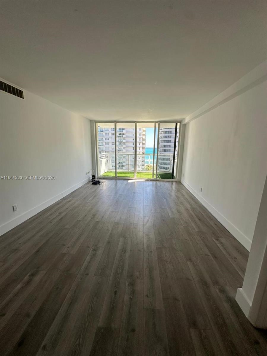 1ad5be0d-7188 5600 Collins Ave # 11W, Miami Beach FL 33140 — #A11861323