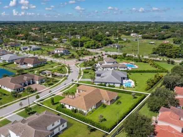 11125 N Sierra Ranch Dr, Davie FL 33324 — #A11861394