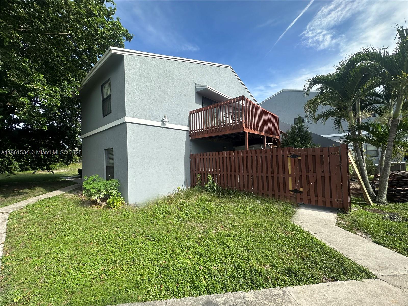 1ad5be0d-7199 22 Crossings Cir, Boynton Beach FL 33435 — #A11861534