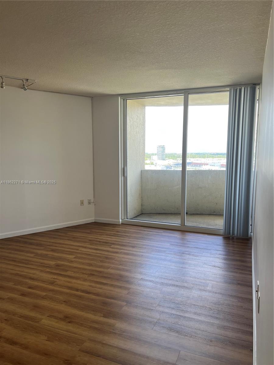 19501 W Country Club Dr # 1411, Aventura FL 33180 — #A11862271