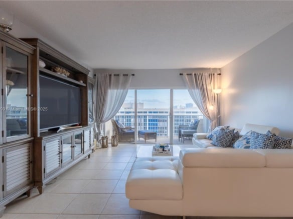 1985 S Ocean Dr # 15G, Hallandale Beach FL 33009 — #A11863000