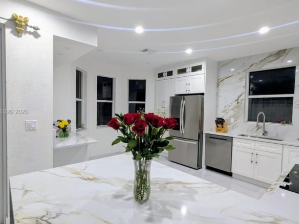 6049 SW 165th Ave, Miami FL 33193 — #A11863035