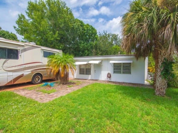 1650 5 Ave, Vero Beach FL 32960 — #A11863527