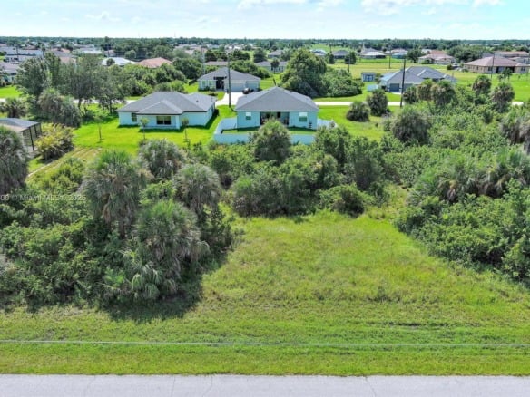 148 Spring Dr, Other City – In The State Of Florida FL 33947 — #A11863900
