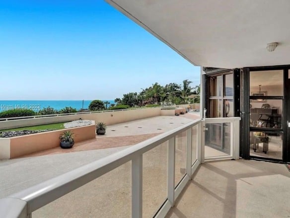 6423 E Collins Ave # 206, Miami Beach FL 33141 — #A11864466