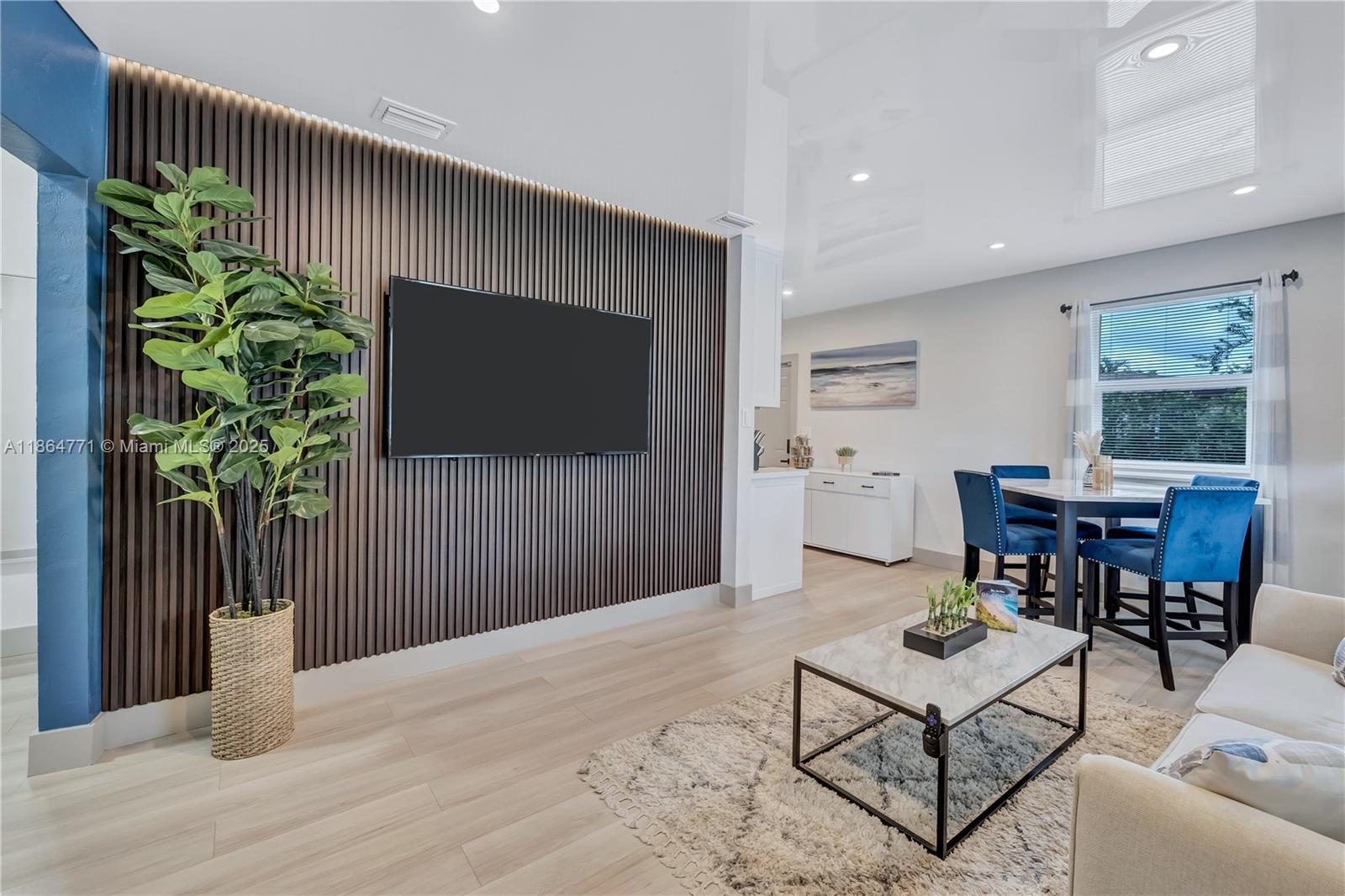 O 1390 NE 150th St, Miami FL 33161 — #A11864771