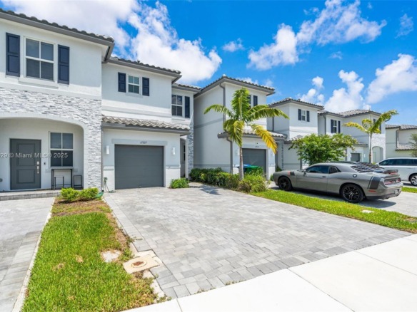 11927 NW 46th St, Coral Springs FL 33076 — #A11864829
