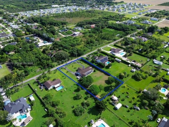 19926 SW 326th St, Homestead FL 33030 — #A11865279