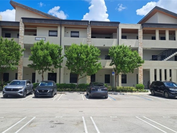 8175 NW 104th Ave # 35, Doral FL 33178 — #A11866360