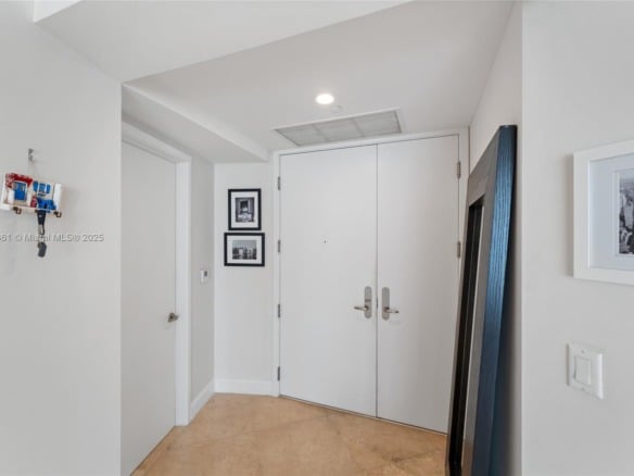901 Brickell Key Blvd # 2801, Miami FL 33131 — #A11866361