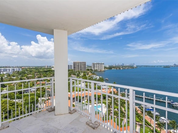 4000 Towerside Ter # 1701, Miami FL 33138 — #A11866579