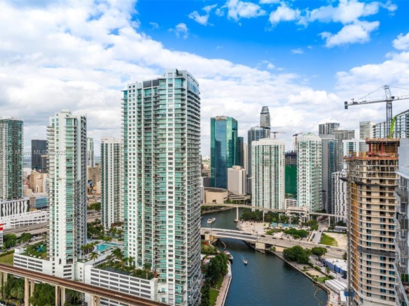 185 SW 7th St # 3605, Miami FL 33130 — #A11888624