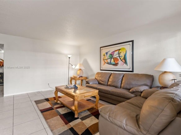 200 Croton Ave # 104, Lantana FL 33462 — #A11870164