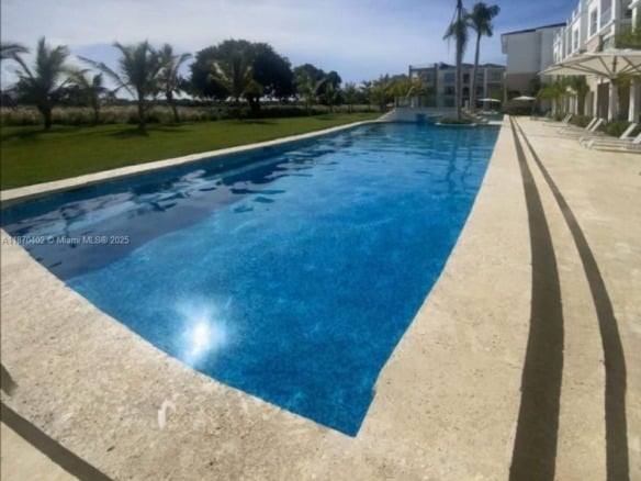 Listing #A11870402
