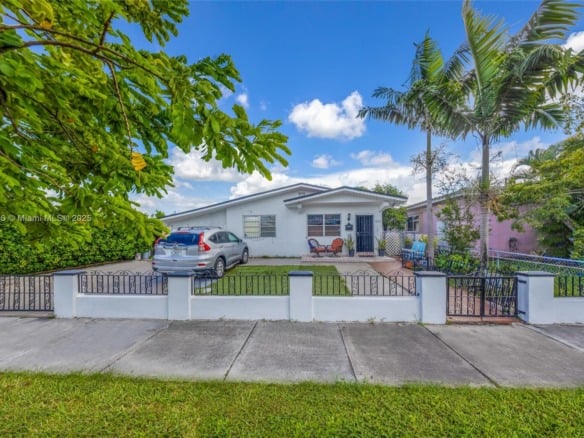 1515 NW 33rd Ave, Miami FL 33125 — #A11900890