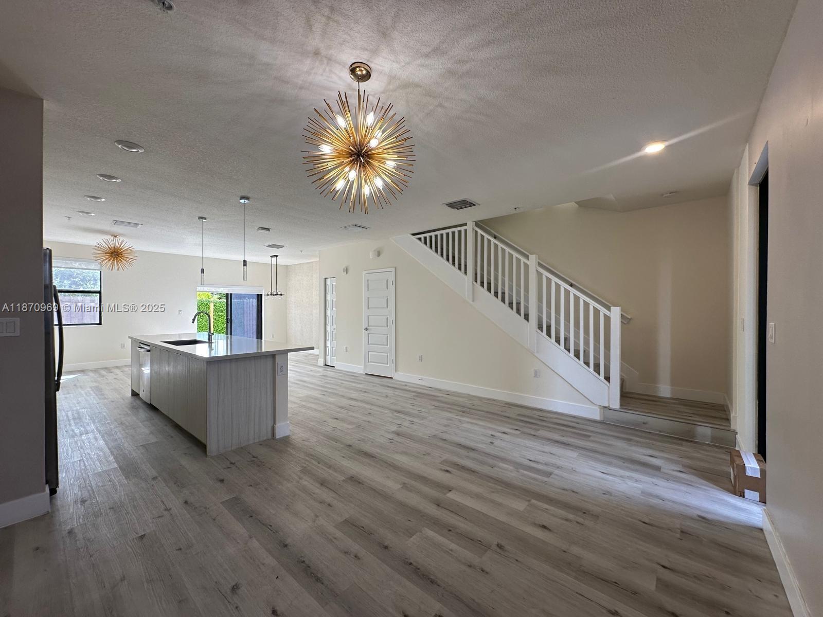 1ad5be0d-7623 10413 NW 82nd St # 9, Doral FL 33178 — #A11870969