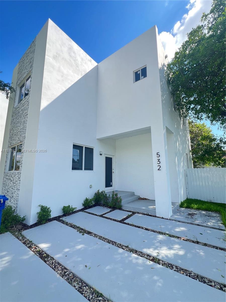 1ad5be0d-7656 532 NW 17th Ave # 0, Fort Lauderdale FL 33311 — #A11871431