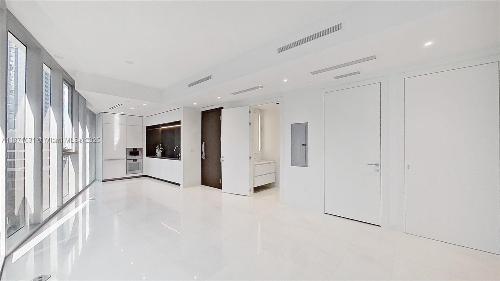 1ad5be0d-7664 300 Biscayne Blvd Way # 506E, Miami FL 33131 — #A11871631