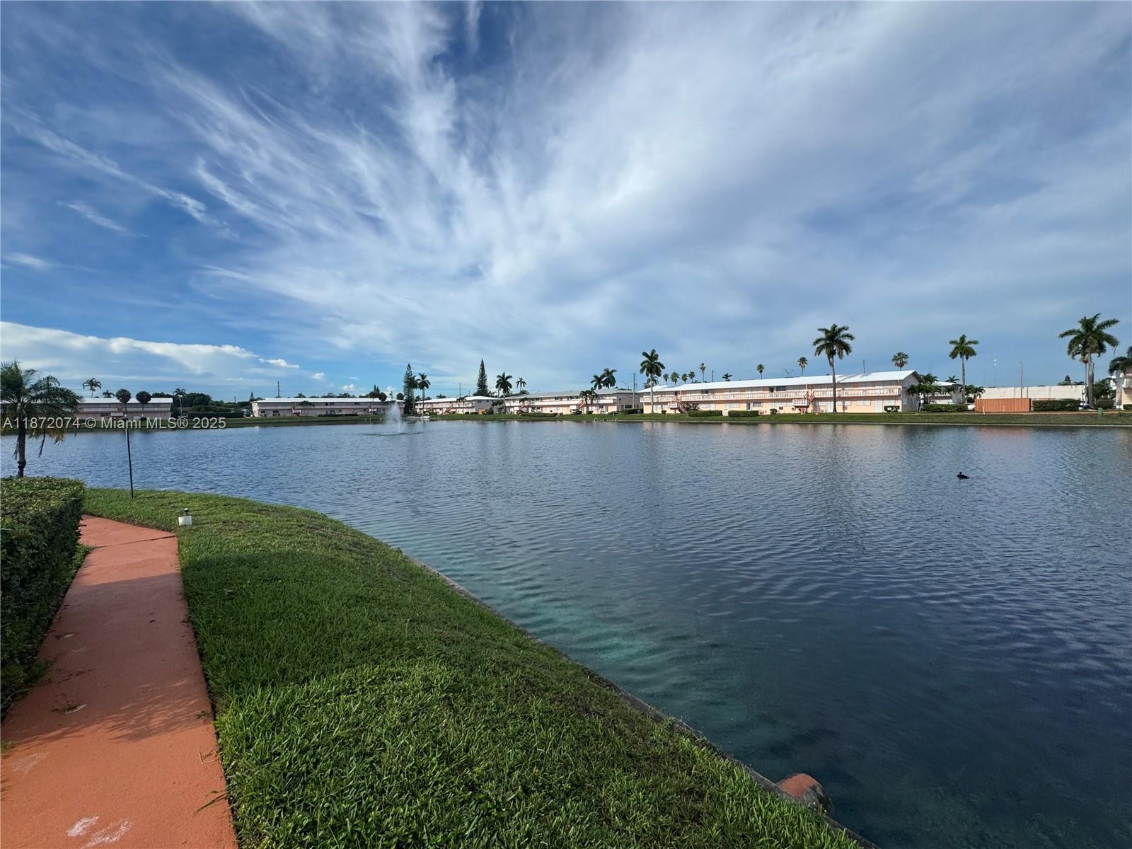 815 SW 10th Ter # 15V, Hallandale Beach FL 33009 — #A11872074