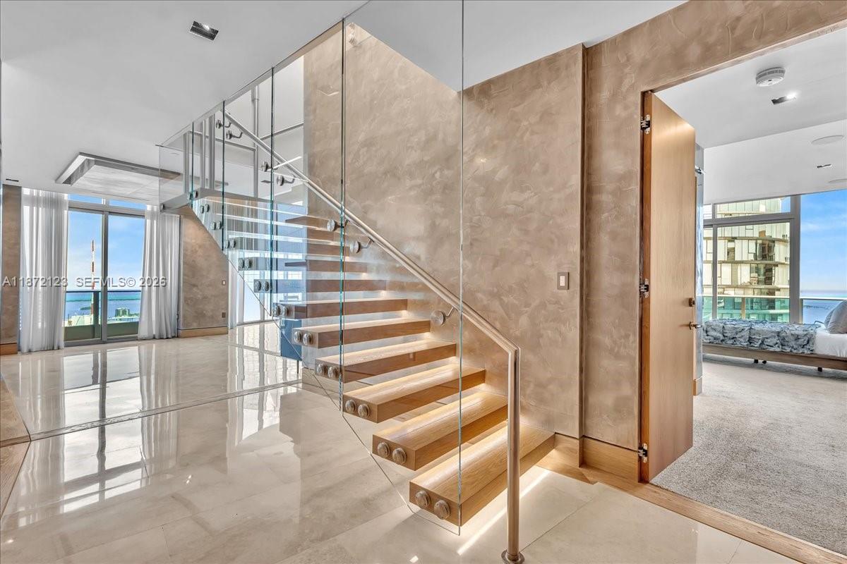 1ad5be0d-7689 200 Biscayne Boulevard Way # 5401, Miami FL 33131 — #A11872123