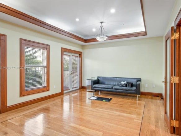 4551 Ponce De Leon Blvd, Coral Gables FL 33146 — #A11872179