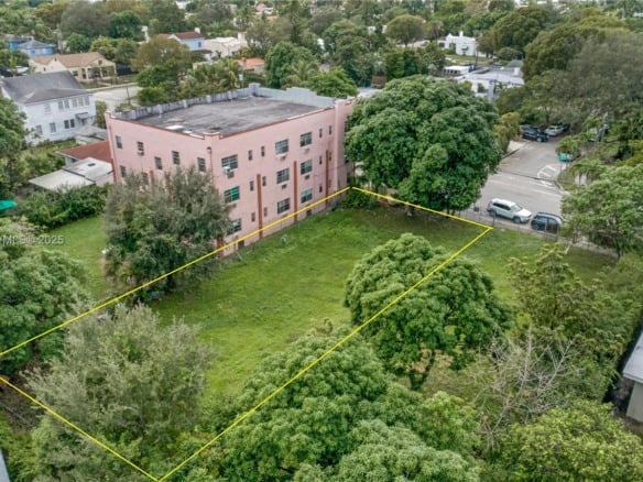 1001 SW 15th Ave, Miami FL 33135 — #A11873880