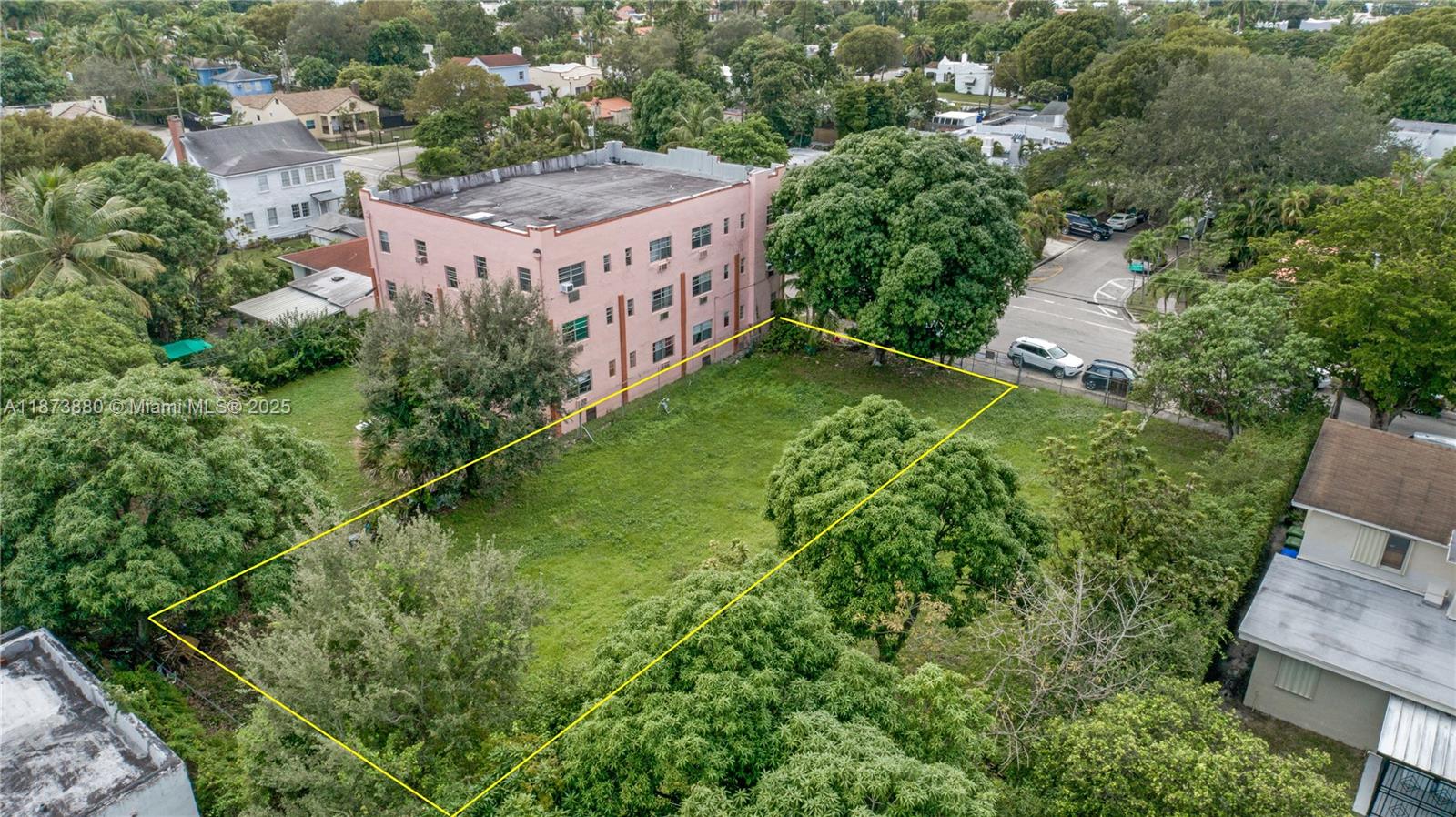 1ad5be0d-7767 1001 SW 15th Ave, Miami FL 33135 — #A11873880