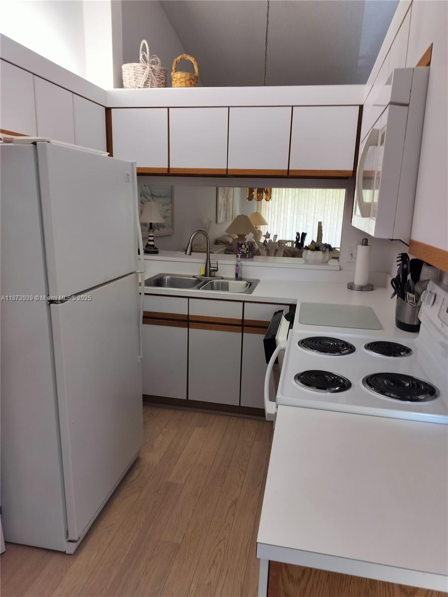 oplus_32 1002 Keystone Dr # F, Jupiter FL 33458 — #A11873939