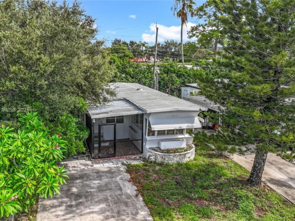 4165 S 88th Ct S, Boynton Beach FL 33436 — #A11874094