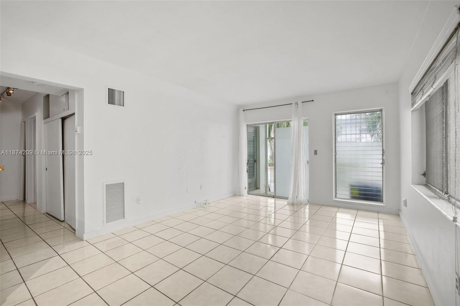 1ad5be0d-7781 641 Espanola Way # 3, Miami Beach FL 33139 — #A11874209