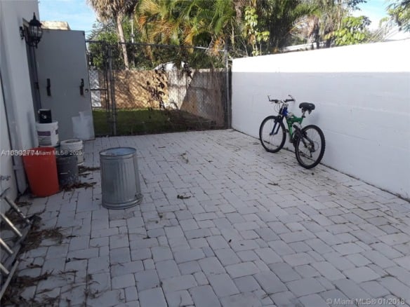 1512 NE 4th Ave, Fort Lauderdale FL 33304 — #A11874384