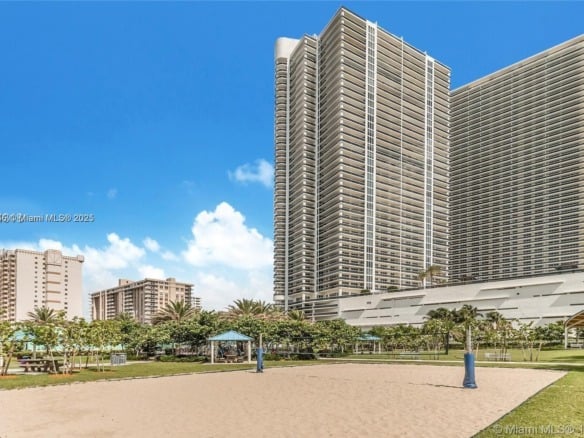 1830 S Ocean Dr # 4107, Hallandale Beach FL 33009 — #A11874645