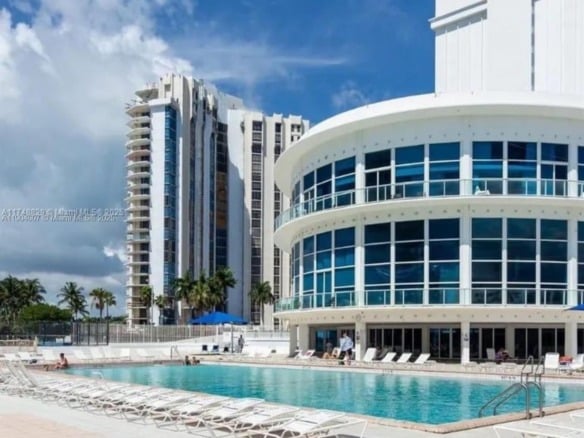 5445 Collins Ave # 617, Miami Beach FL 33140 — #A11904607