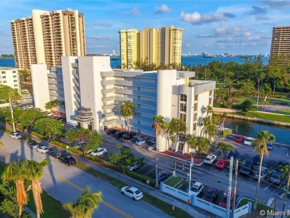 1650 NE 115th St # 403, Miami FL 33181 — #A11874946