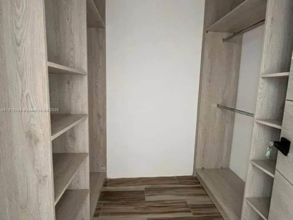 Listing #A11875243