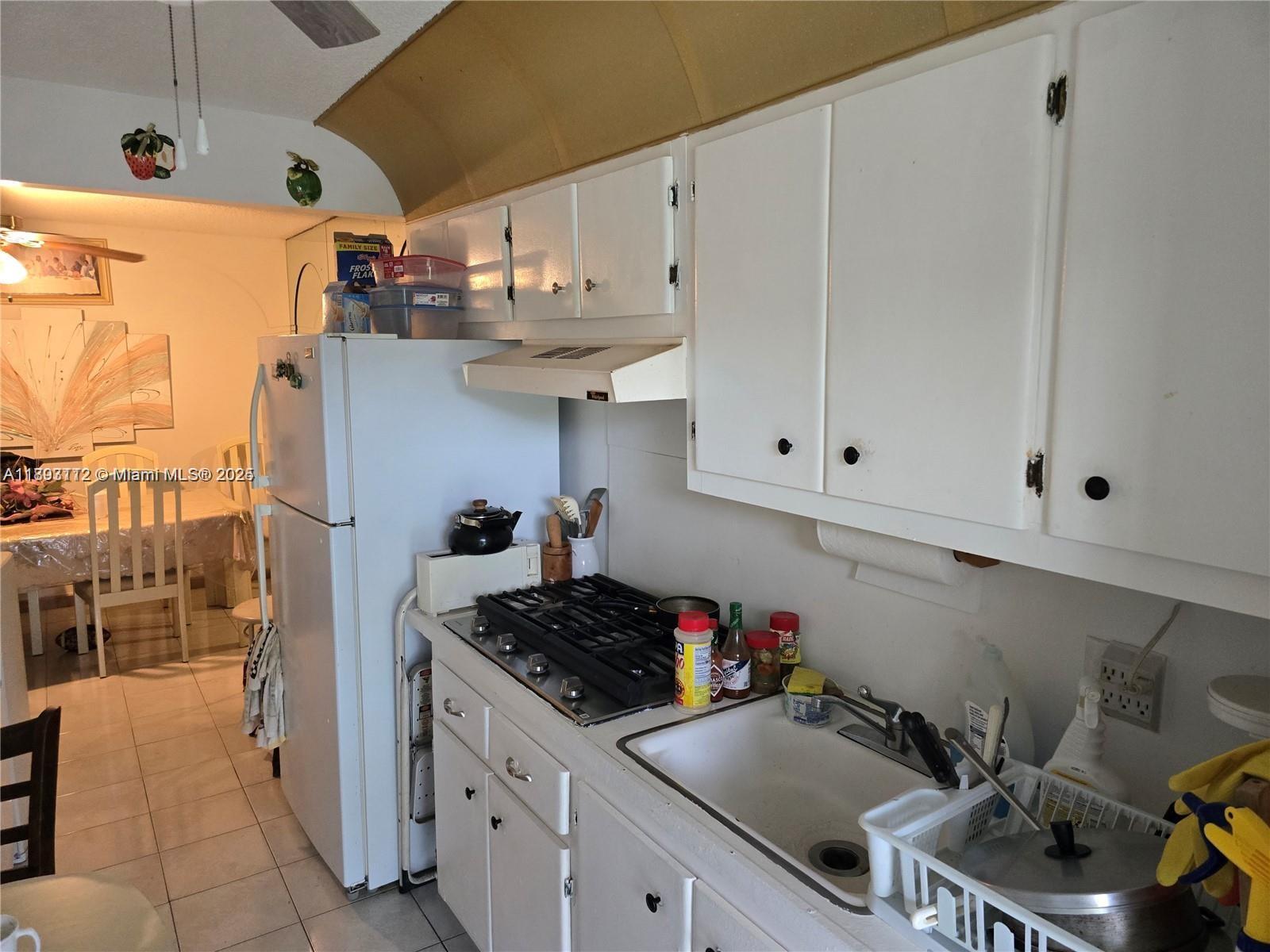 1ad5be0d-785 20310 NE 2nd Ave # 15, Miami Gardens FL 33179 — #A11893112