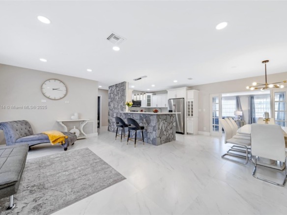 241 Oceanic Ave, Lauderdale By The Sea FL 33308 — #A11875714