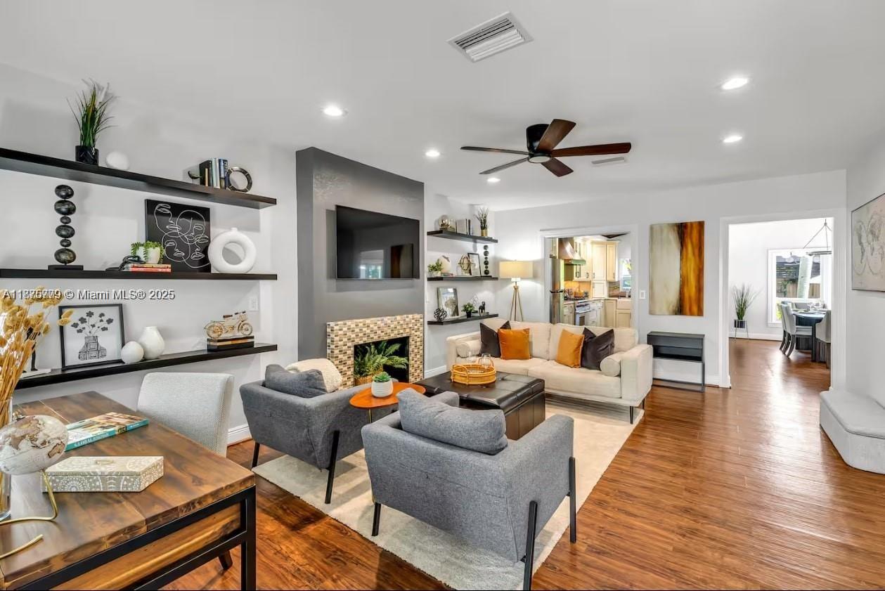 110 SE 11th Ave, Fort Lauderdale FL 33301 — #A11875779