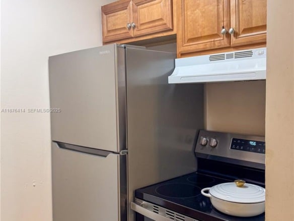 2145 Pierce St # 118, Hollywood FL 33020 — #A11876414