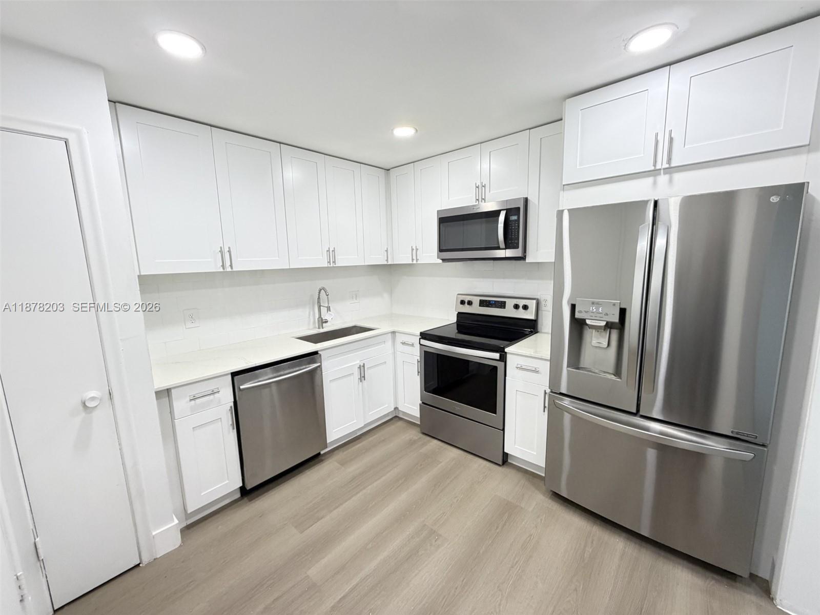 1ad5be0d-7985 22605 SW 66th Ave # 403, Boca Raton FL 33428 — #A11878203