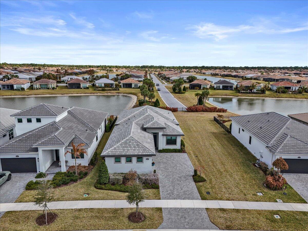 1ad5be0d-7990 11357 SW Pietra Way, Port St. Lucie FL 34987 — #R11165194