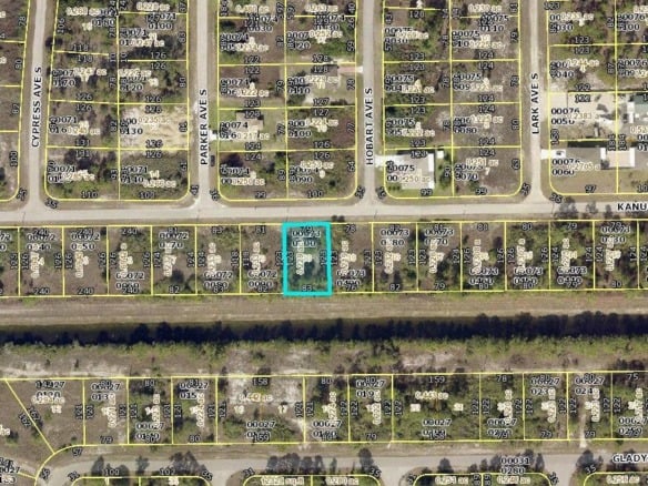 1018 Kanuga Street E, Lehigh Acres FL 33974 — #R10832969
