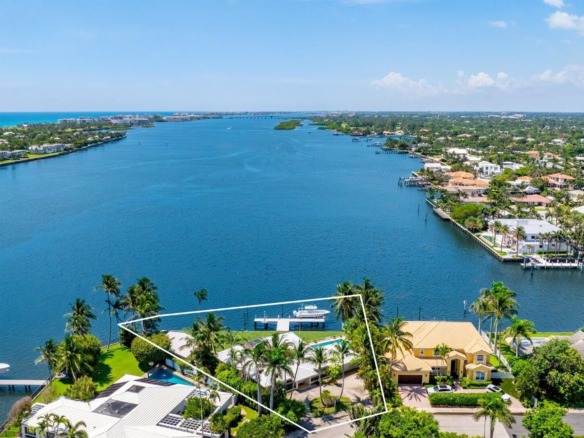 8026 Flagler Court, West Palm Beach FL 33405 — #R10982793