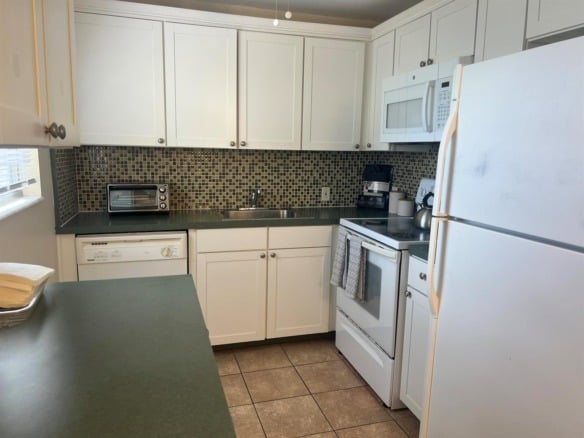 318 Mansfield H, Boca Raton FL 33434 — #R10996039