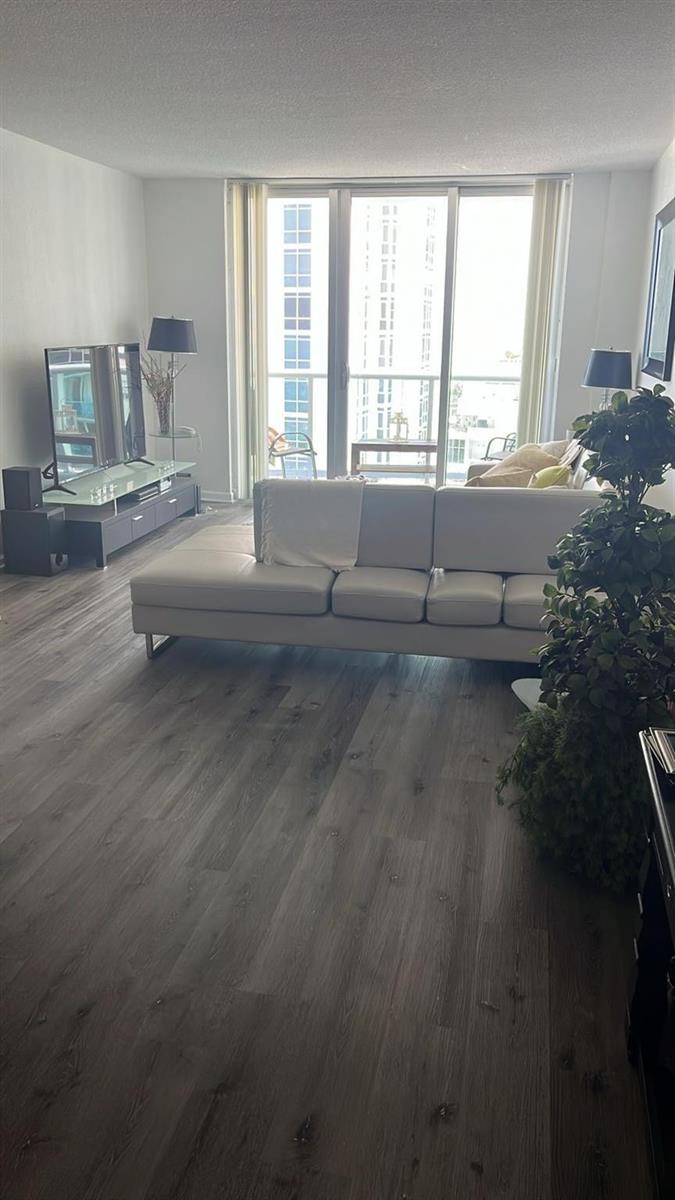 3901 S Ocean Drive # 10J, Hollywood FL 33019 — #F10446427