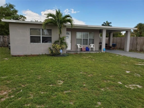 811 S Broadway, Lantana FL 33462 — #F10447621
