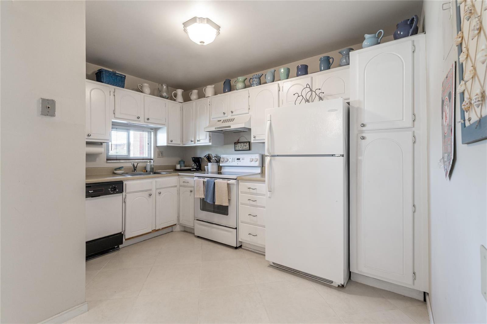 671 S Hollybrook Drive # 306, Pembroke Pines FL 33025 — #F10452219