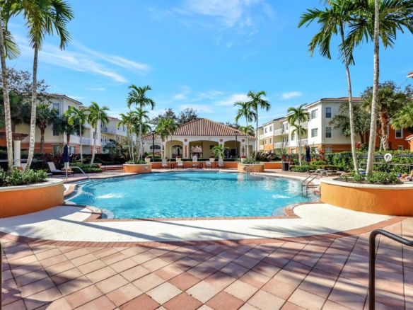 9873 Baywinds Drive # 5302, West Palm Beach FL 33411 — #R11008070