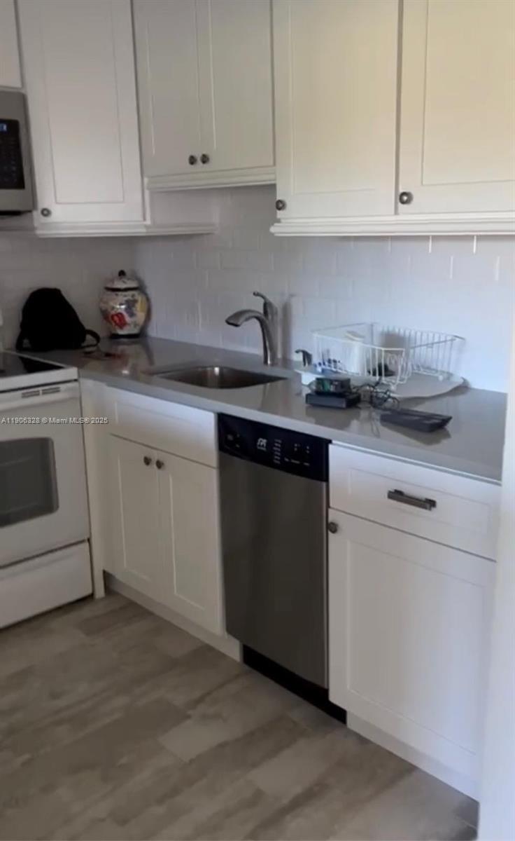 22 Brighton A # 22, Boca Raton FL 33434 — #A11906328